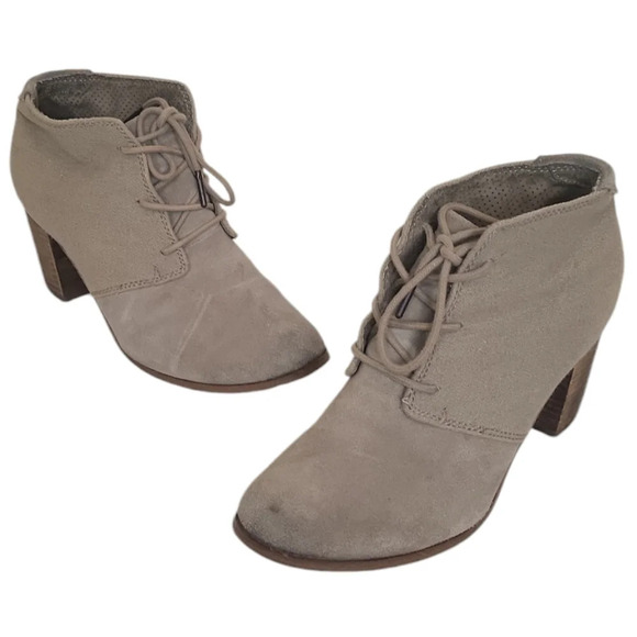 Toms Shoes - Toms Lunata Tarmac Taupe Desert Suede Ankle Bootie Lace Up